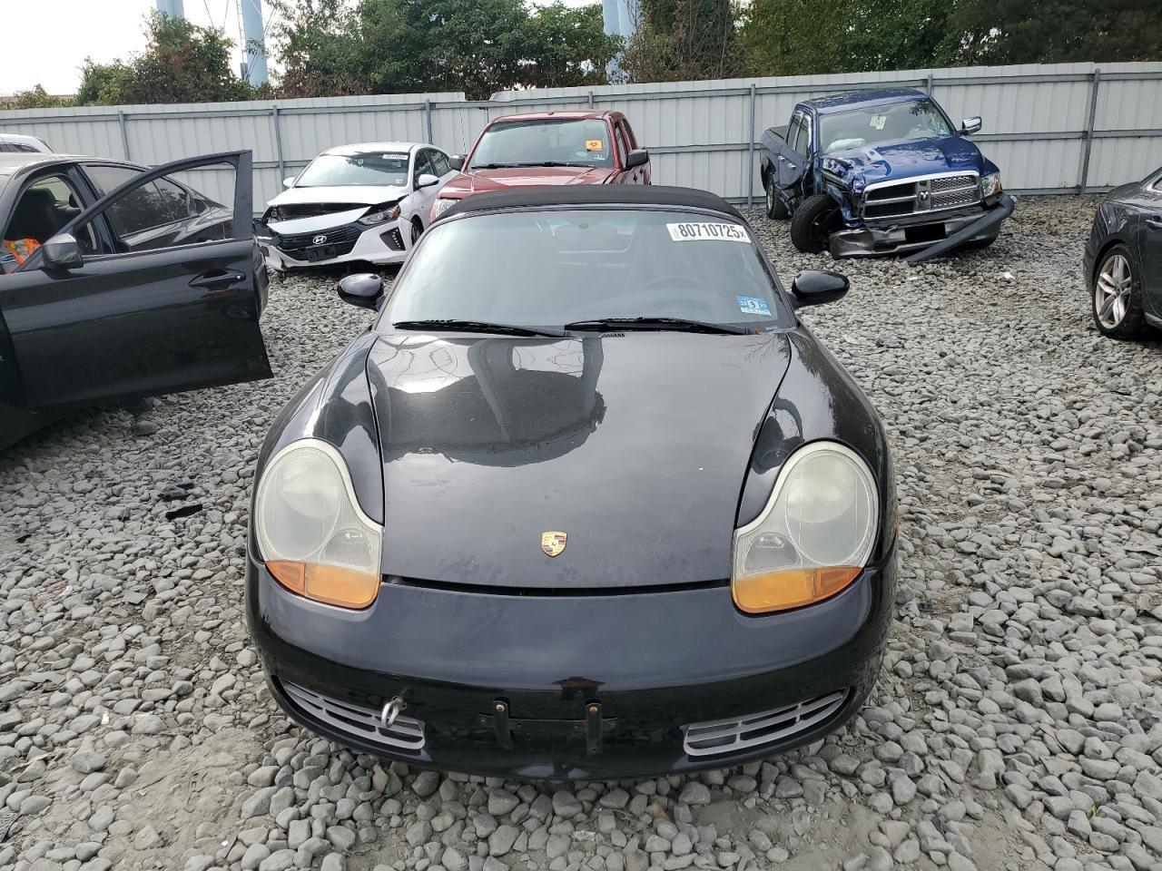 Porsche Boxster Image 8