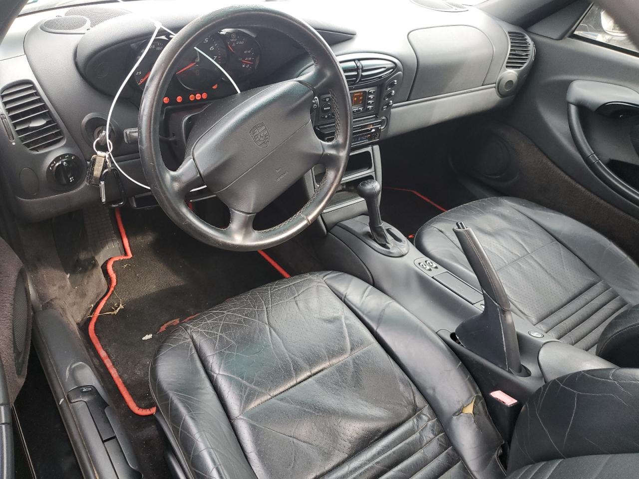 Porsche Boxster Image 10