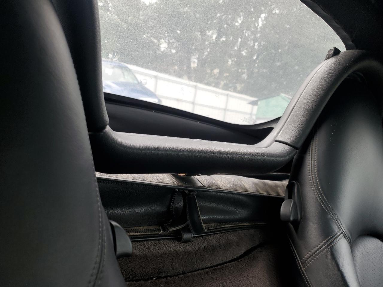 Porsche Boxster Image 6