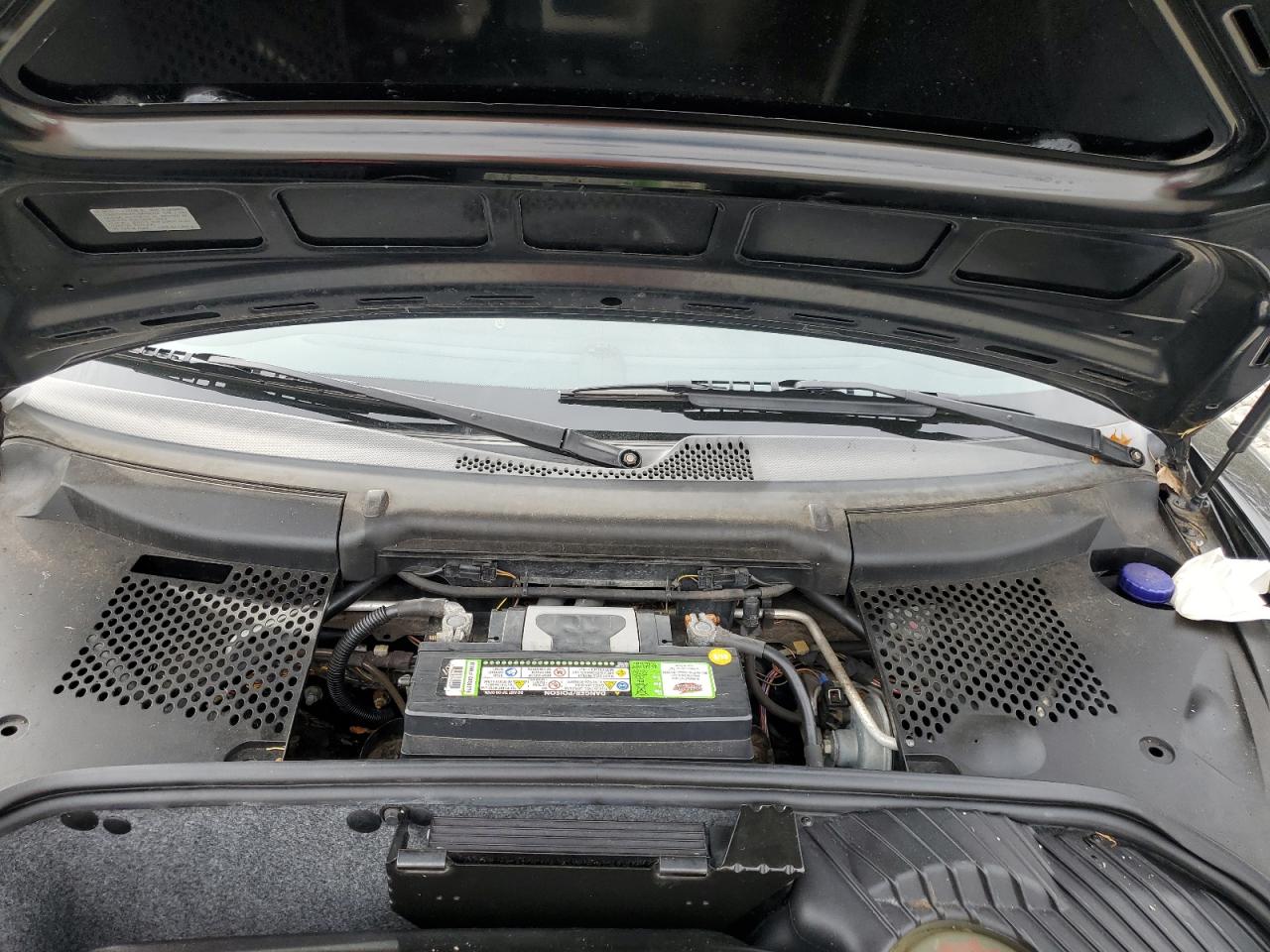 Porsche Boxster Image 2