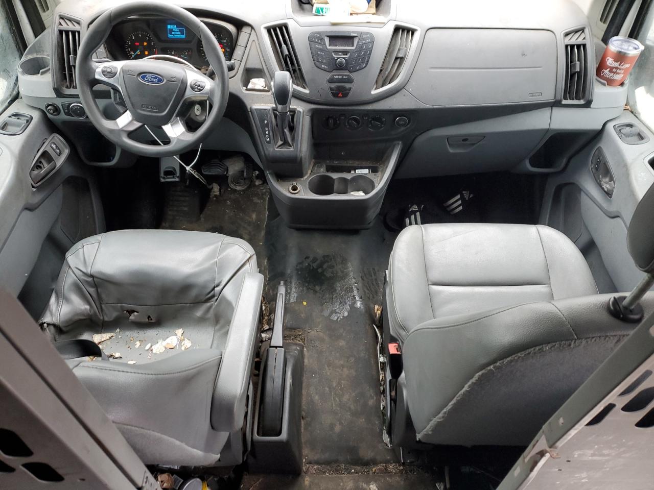 Ford Transit T-250 Image 12