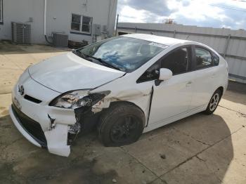  Salvage Toyota Prius