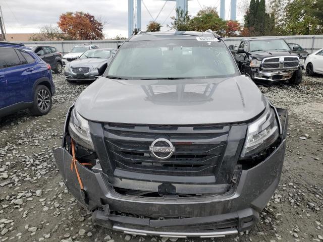 Nissan Pathfinder Sl Image 7