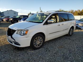  Salvage Chrysler Minivan