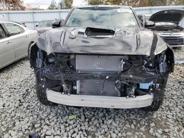 Toyota Tacoma Double Cab Image 10