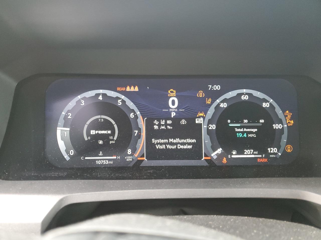 Toyota Tacoma Double Cab Image 4