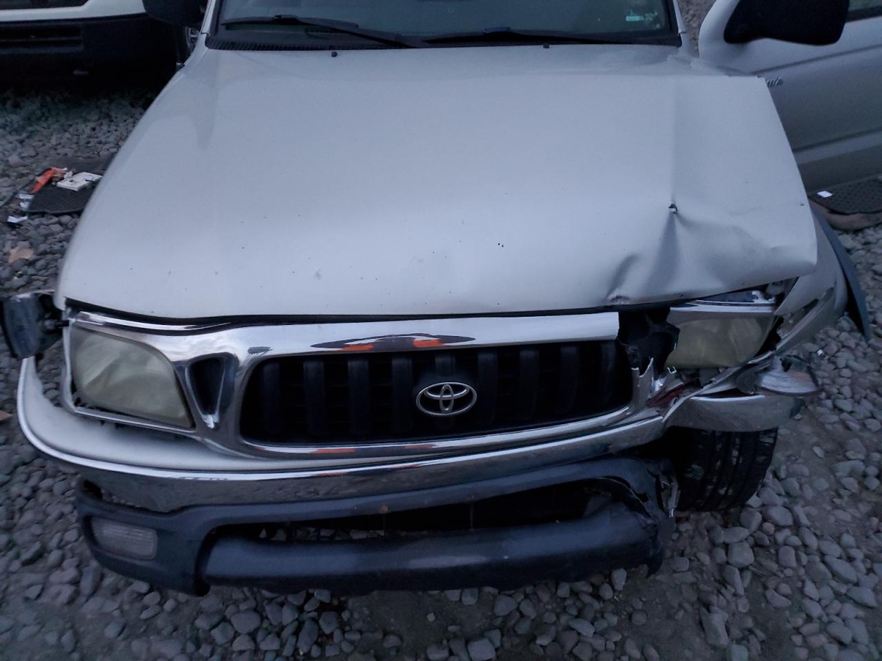 Toyota Tacoma Xtracab Prerunner Image 11