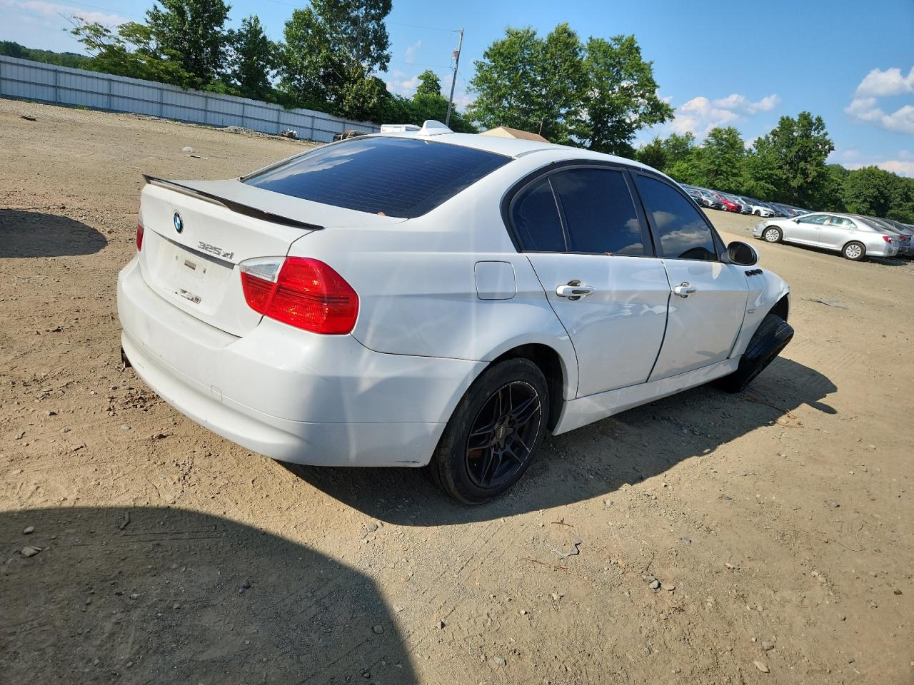 BMW 3 Series Xi Image 10