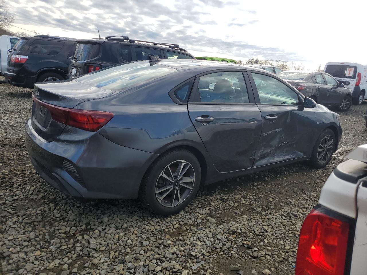 Kia Forte Lx Image 12