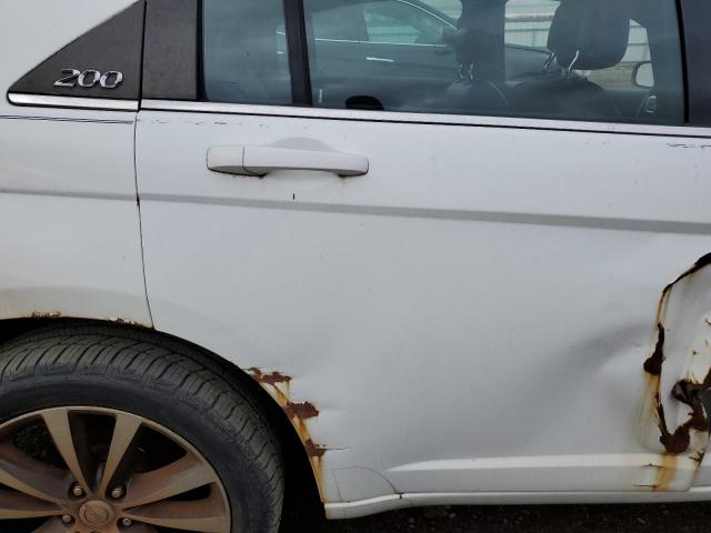 Chrysler 200 S Image 6