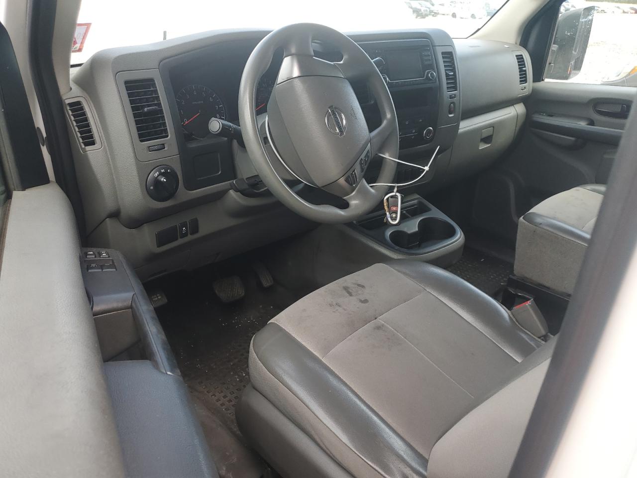 Nissan Nv 1500 S Image 7