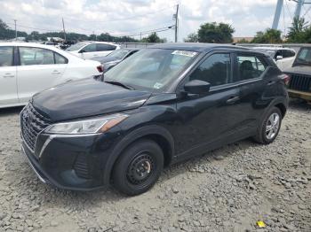  Salvage Nissan Kicks