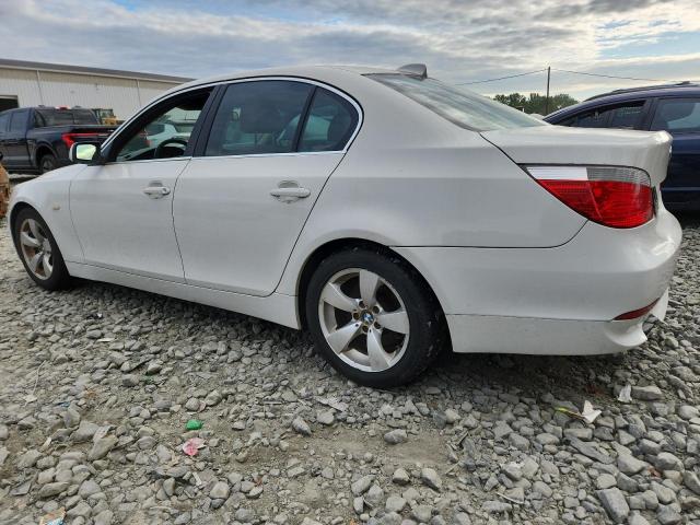 BMW 5 Series I Image 2