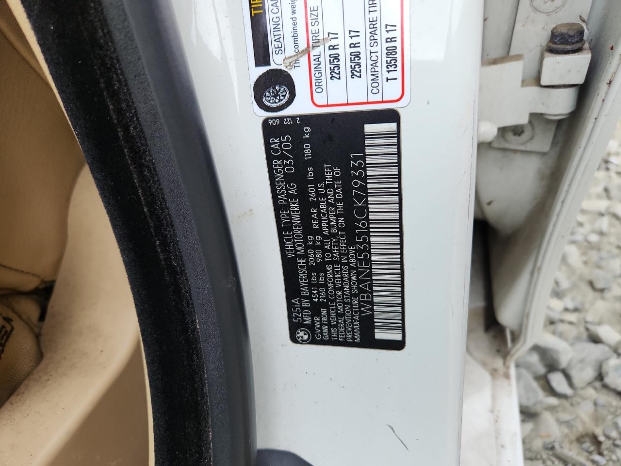 BMW 5 Series I Image 10