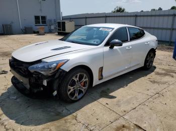  Salvage Kia Stinger