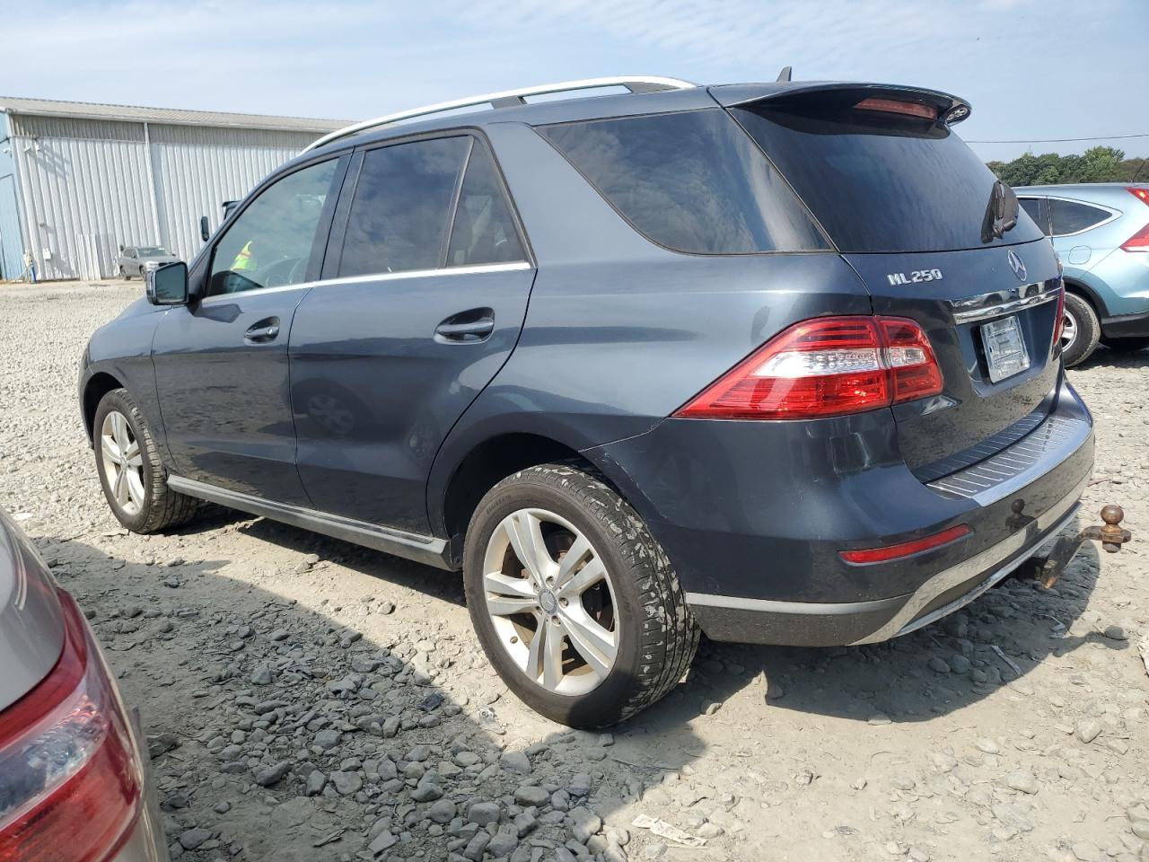 Mercedes-Benz M-Class 250 Bluetec Image 13