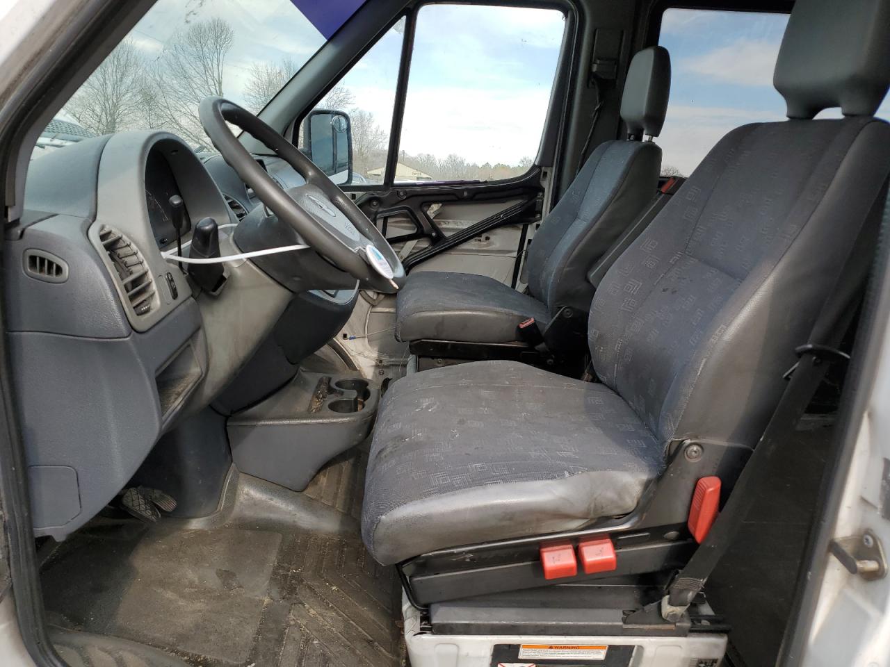 Dodge Sprinter Image 11