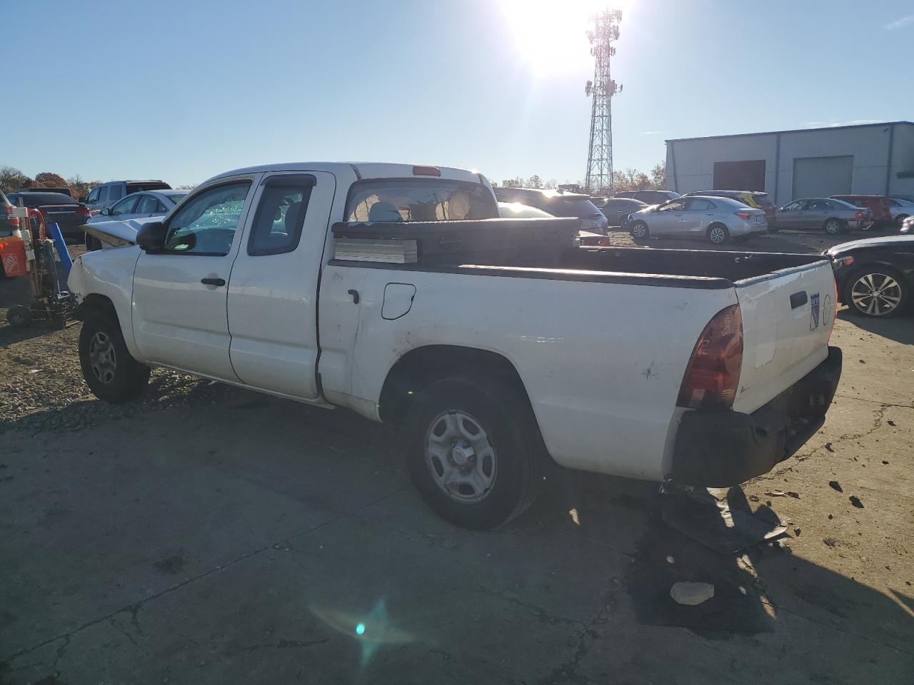 Toyota Tacoma Access Cab Image 12