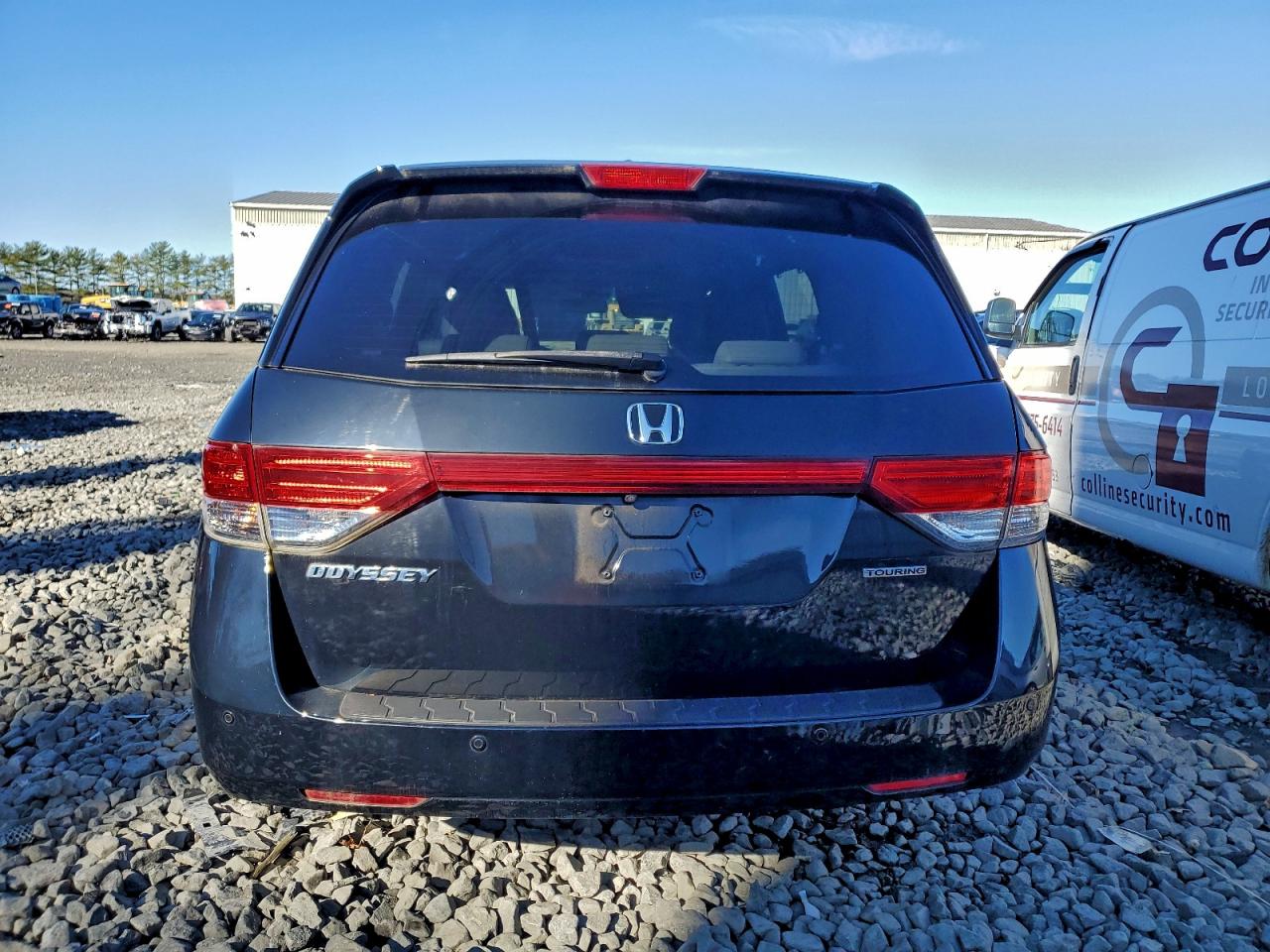 Honda Odyssey Touring Image 9