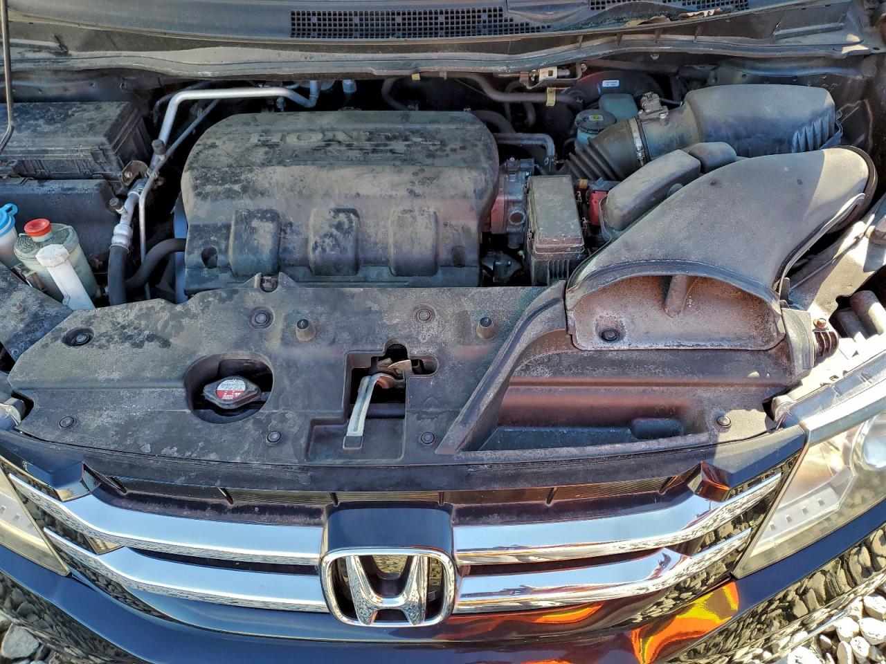 Honda Odyssey Touring Image 5