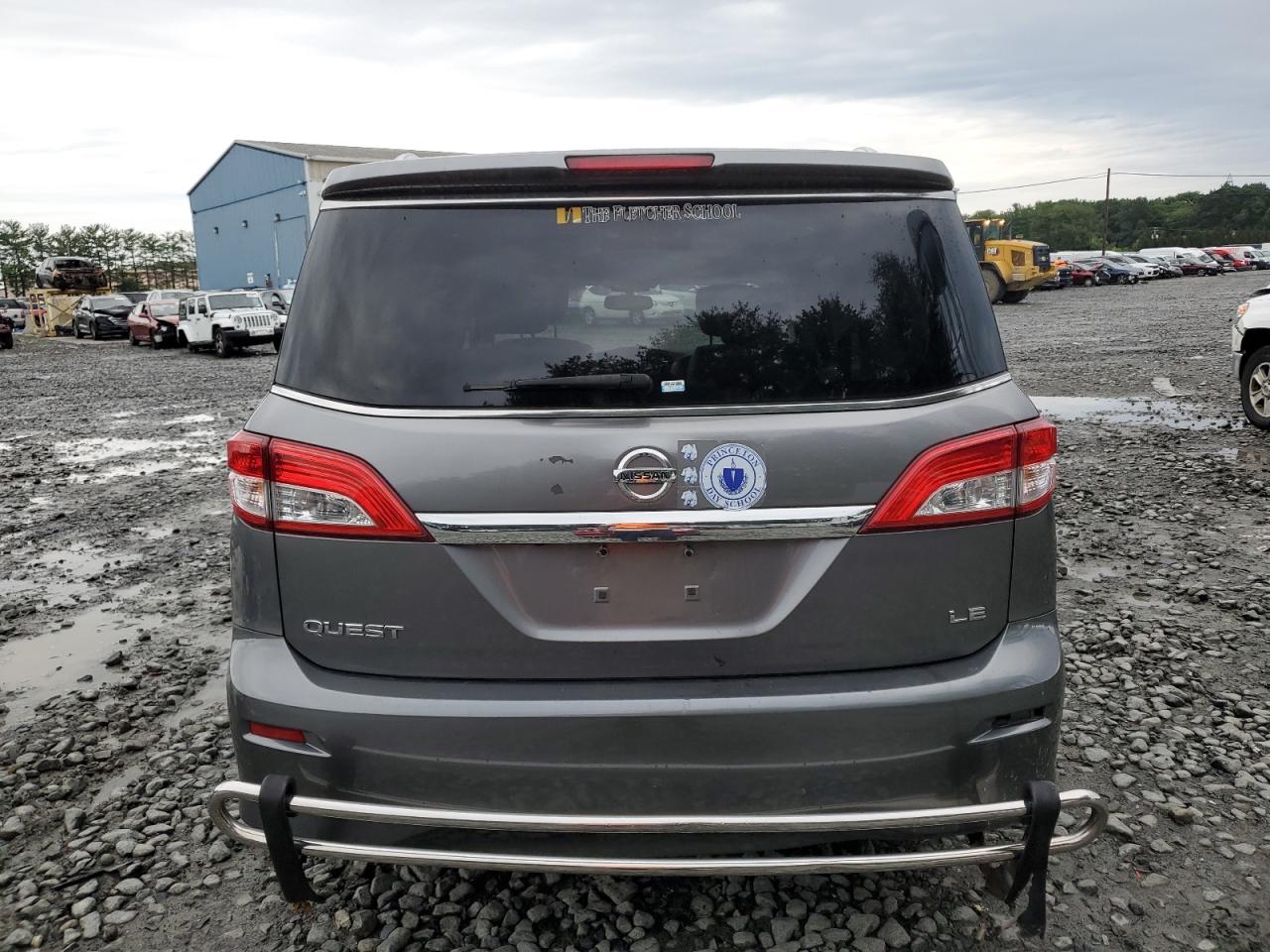 Nissan Quest S Image 3