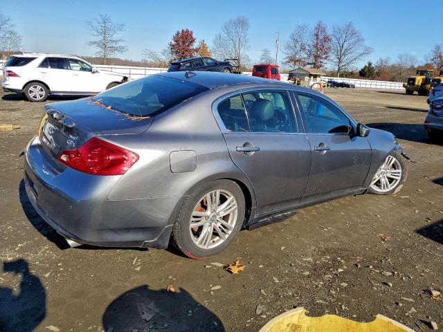 INFINITI G37 Image 12