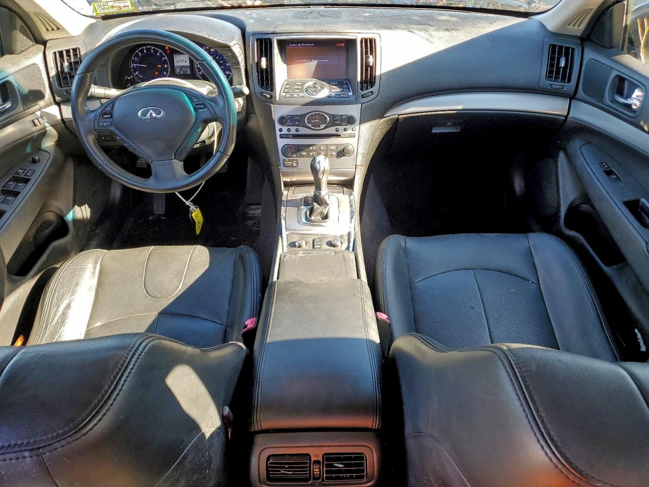 INFINITI G37 Image 10