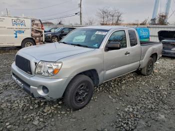  Salvage Toyota Tacoma