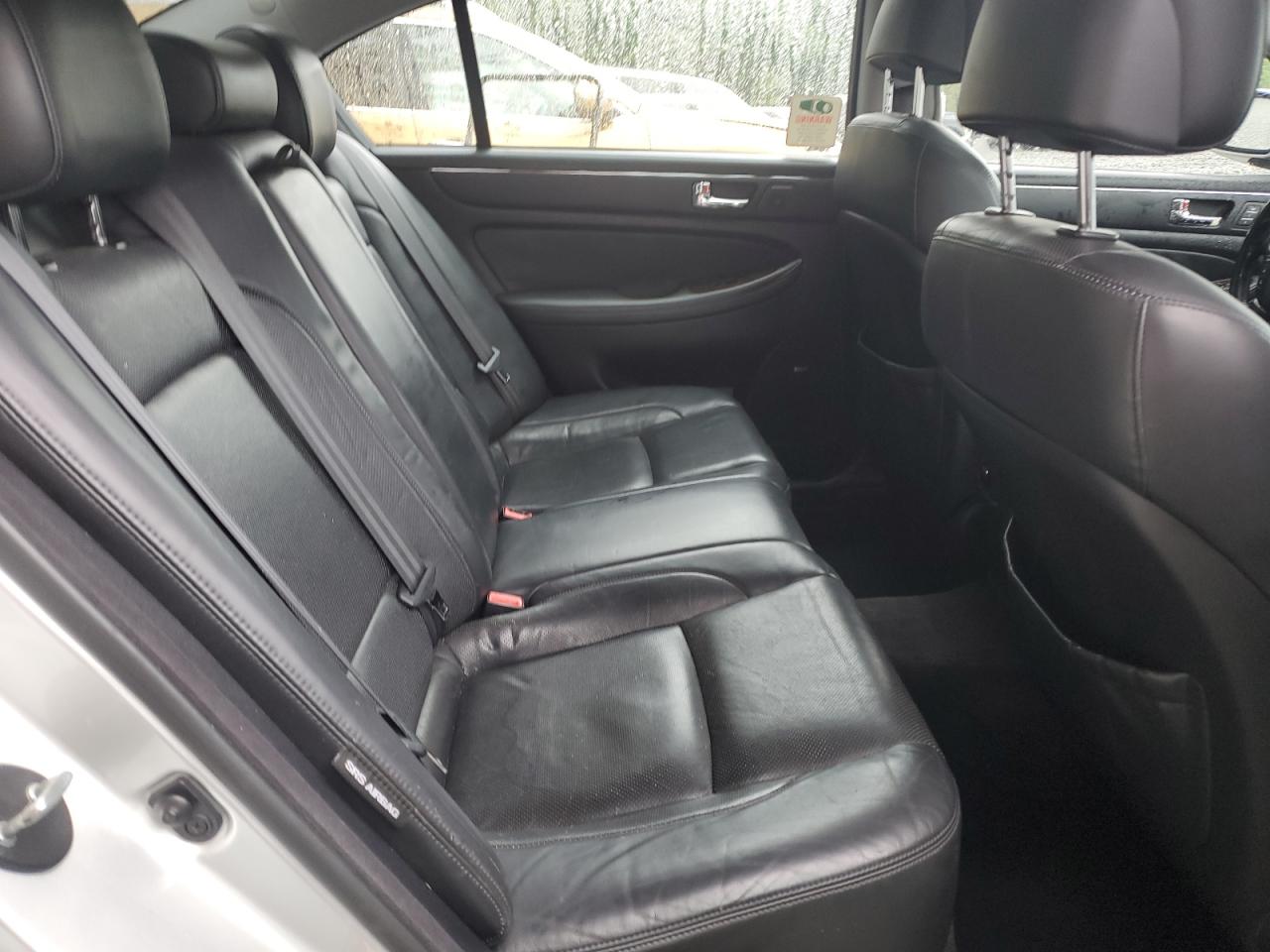 Hyundai Genesis 4.6l Image 12