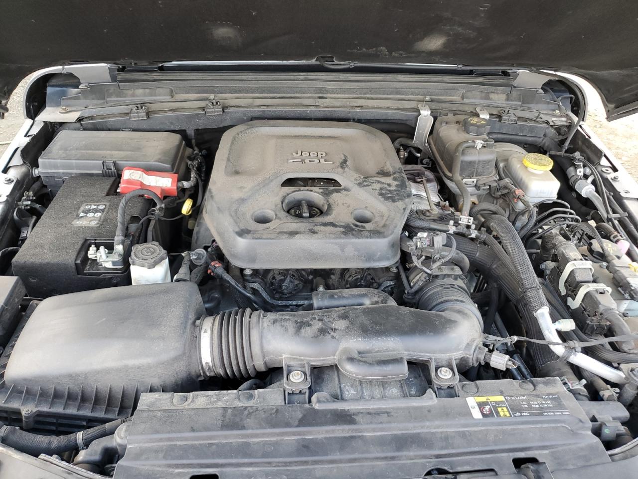 Jeep Wrangler Sahara Image 9