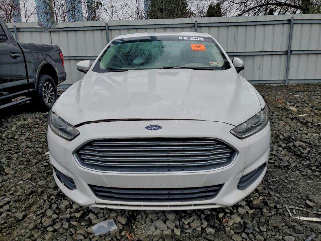 Ford Fusion S Image 4