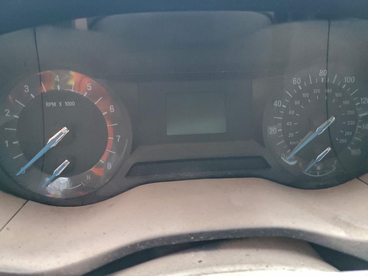 Ford Fusion S Image 2