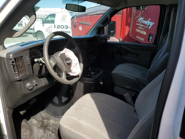 GMC Savana Cutaway G3500 Image 13