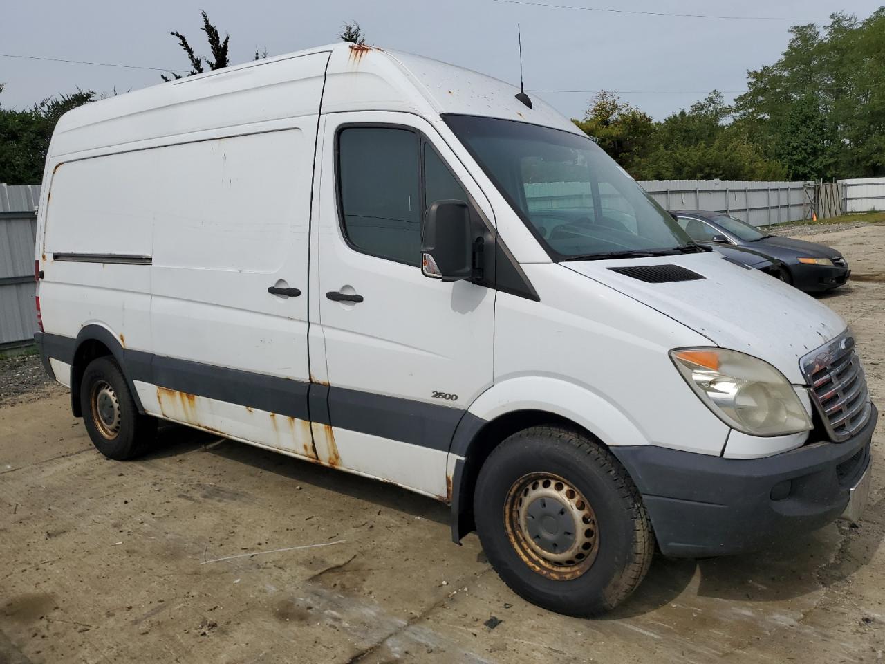 Freightliner Sprinter 2500 Image 3