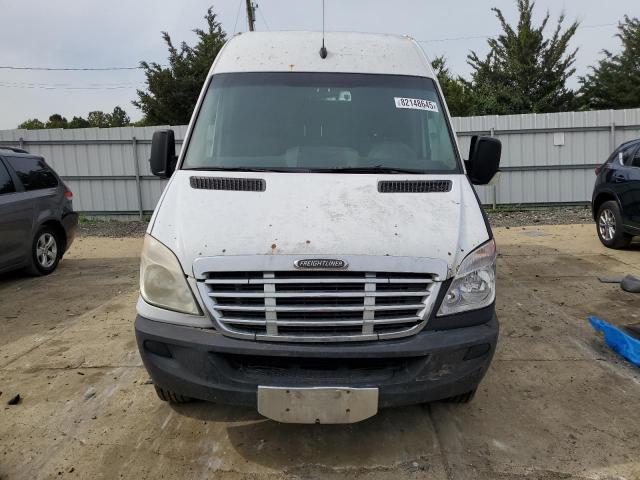 Freightliner Sprinter 2500 Image 13