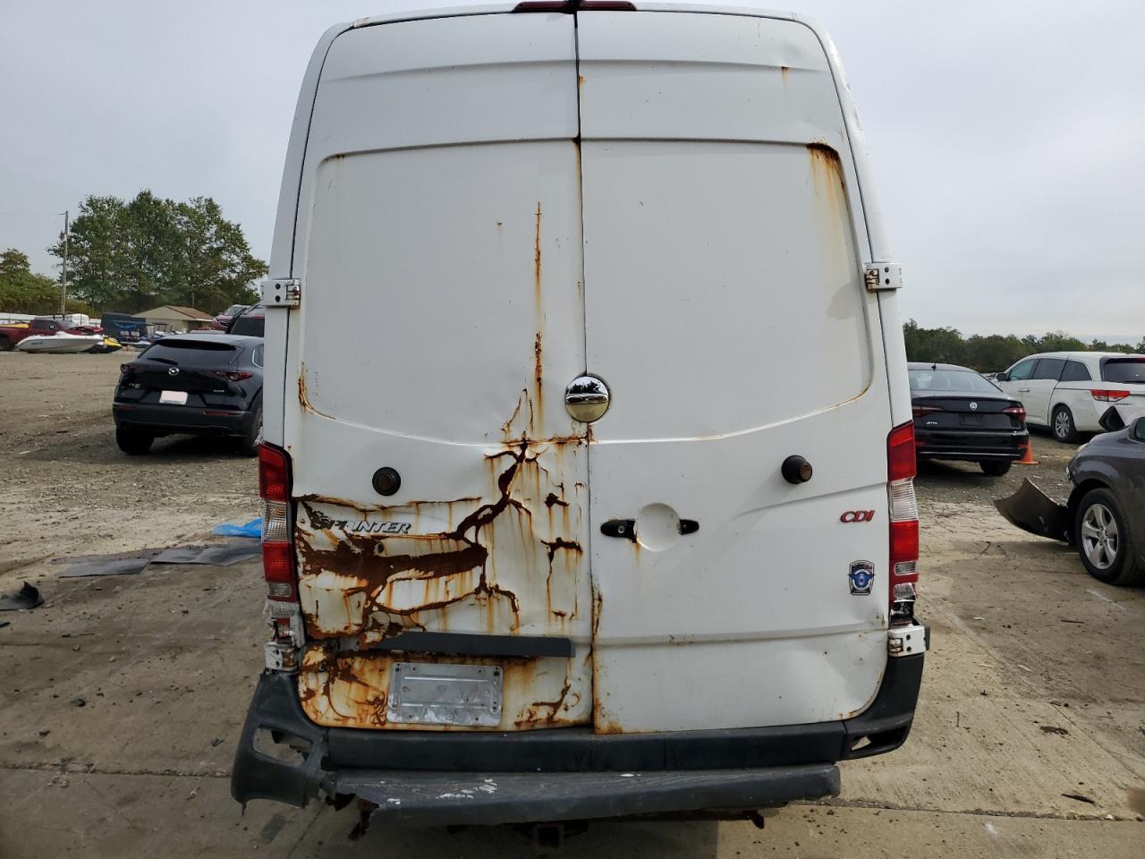 Freightliner Sprinter 2500 Image 8