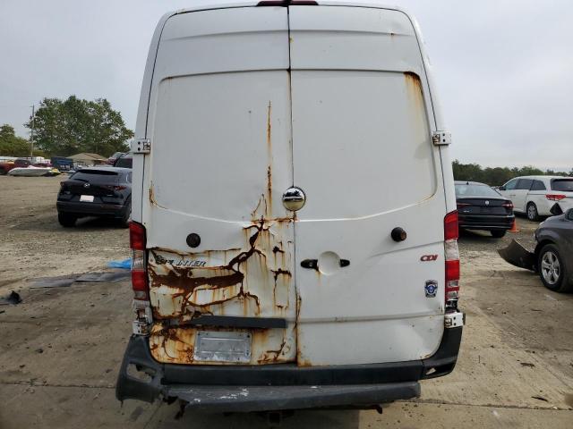 Freightliner Sprinter 2500 Image 8