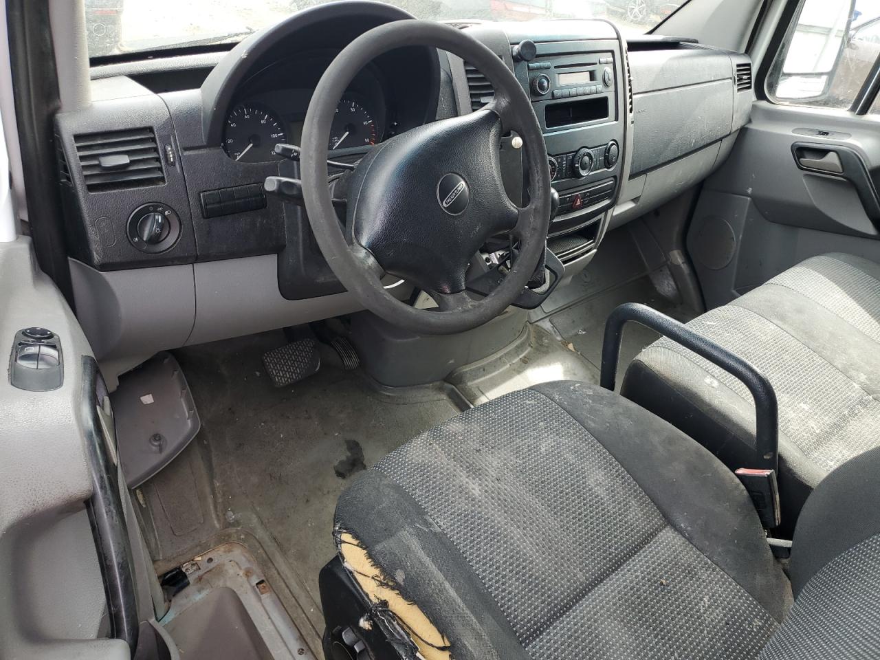 Freightliner Sprinter 2500 Image 7