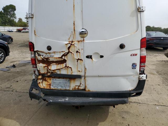 Freightliner Sprinter 2500 Image 10