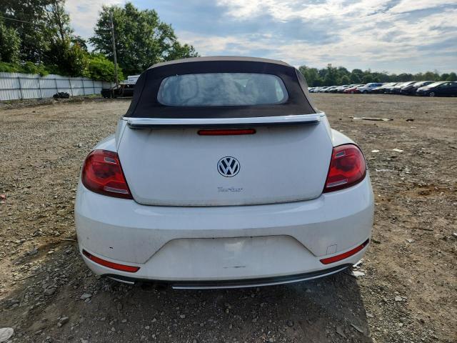 Volkswagen Beetle S Image 3