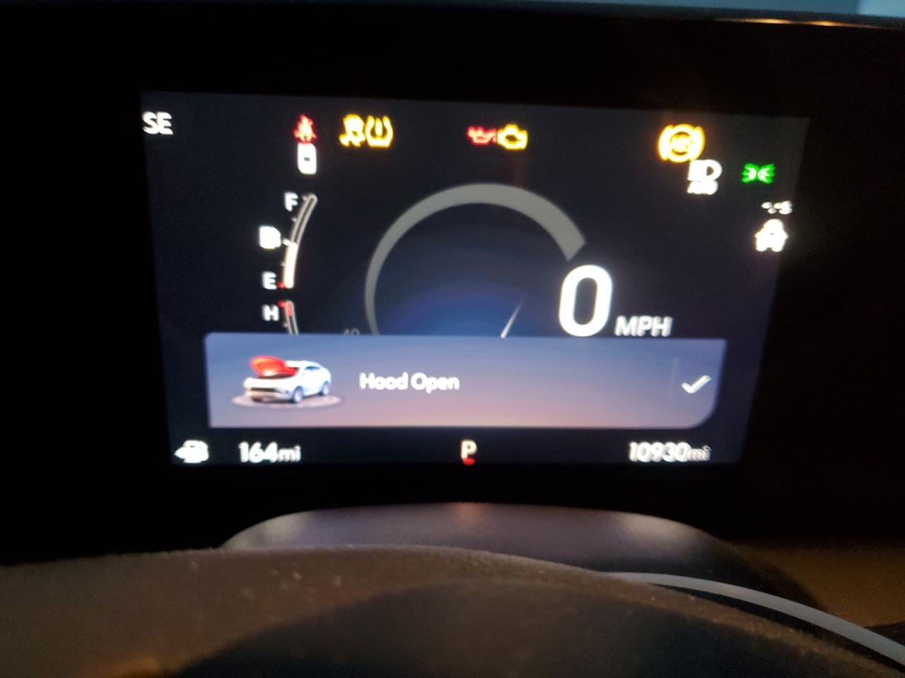 Buick Encore Sport Touring Image 6