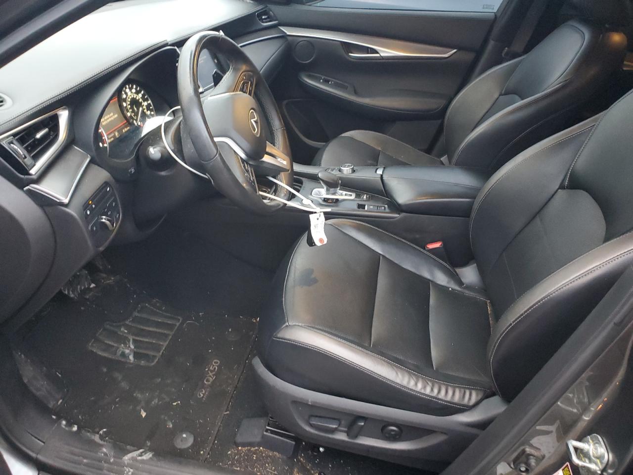 INFINITI Qx Luxe Image 7