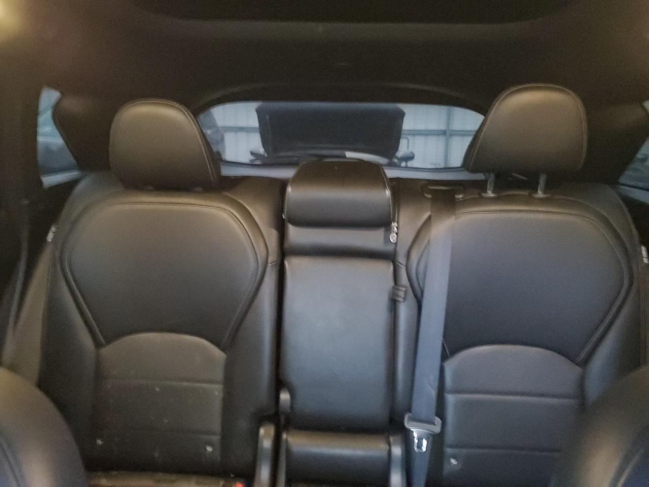 INFINITI Qx Luxe Image 6