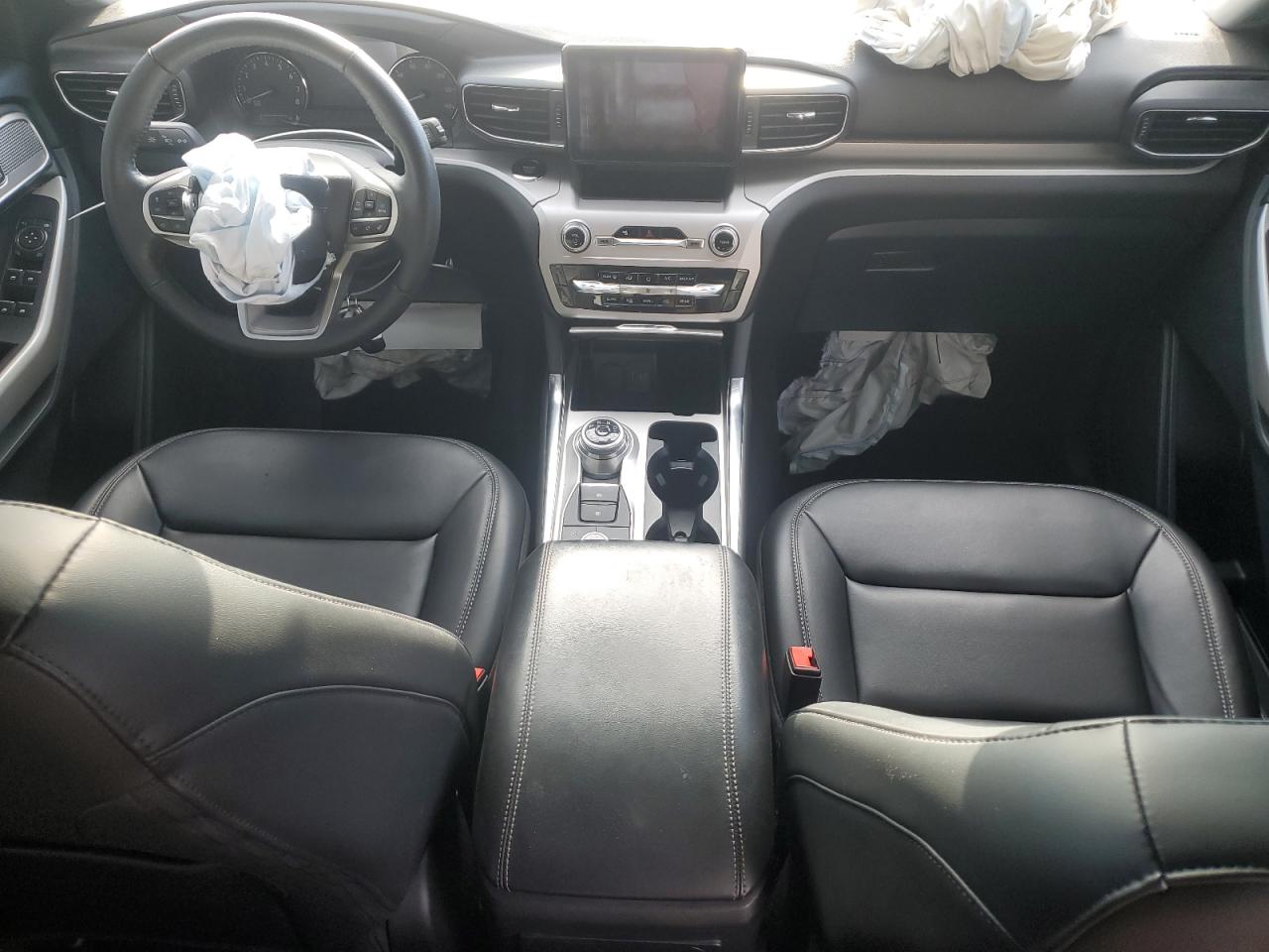 Ford Explorer Xlt Image 5