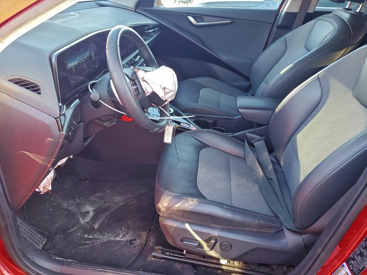 Kia Niro Wind Image 8