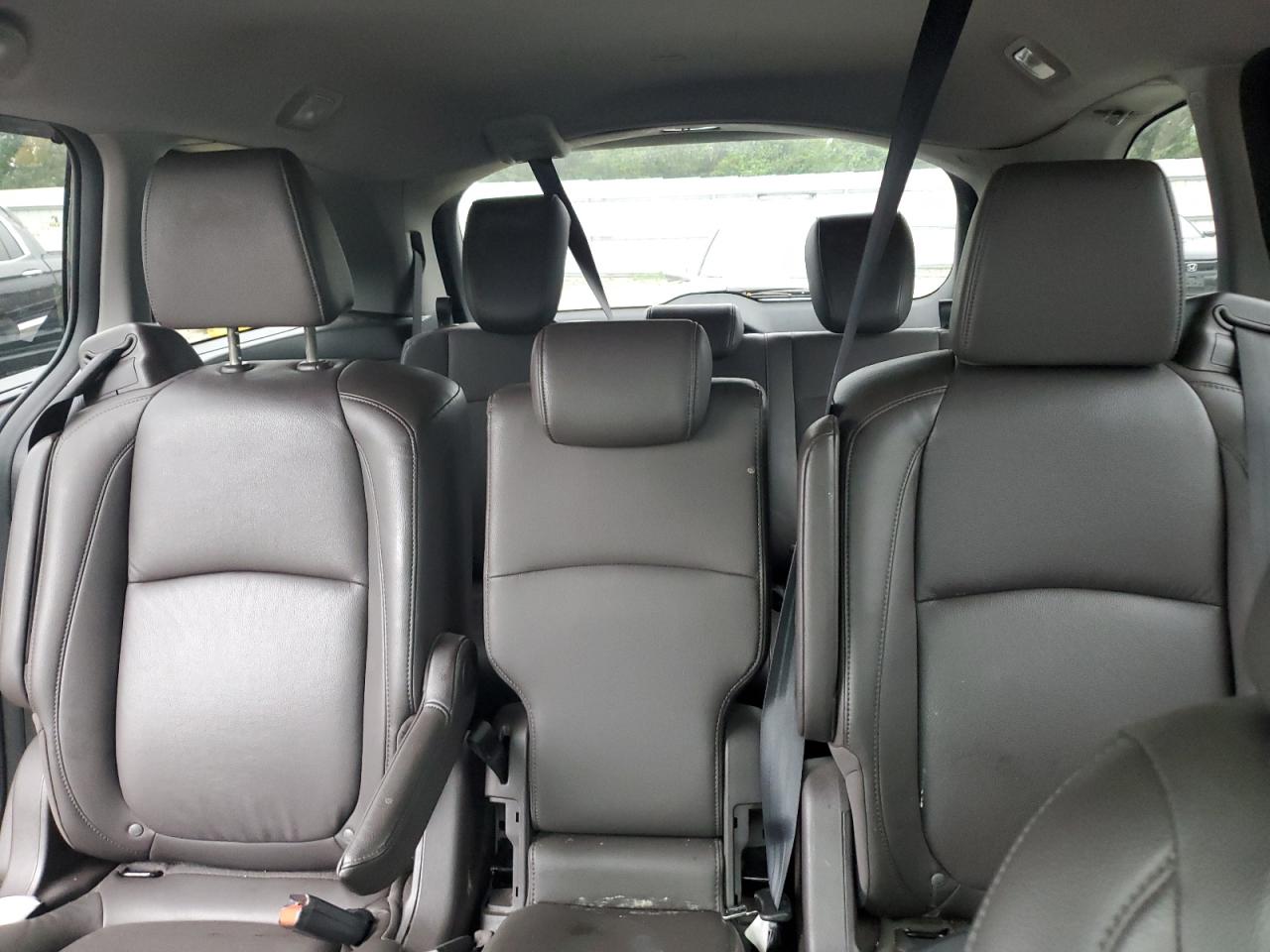 Honda Odyssey Exl Image 3