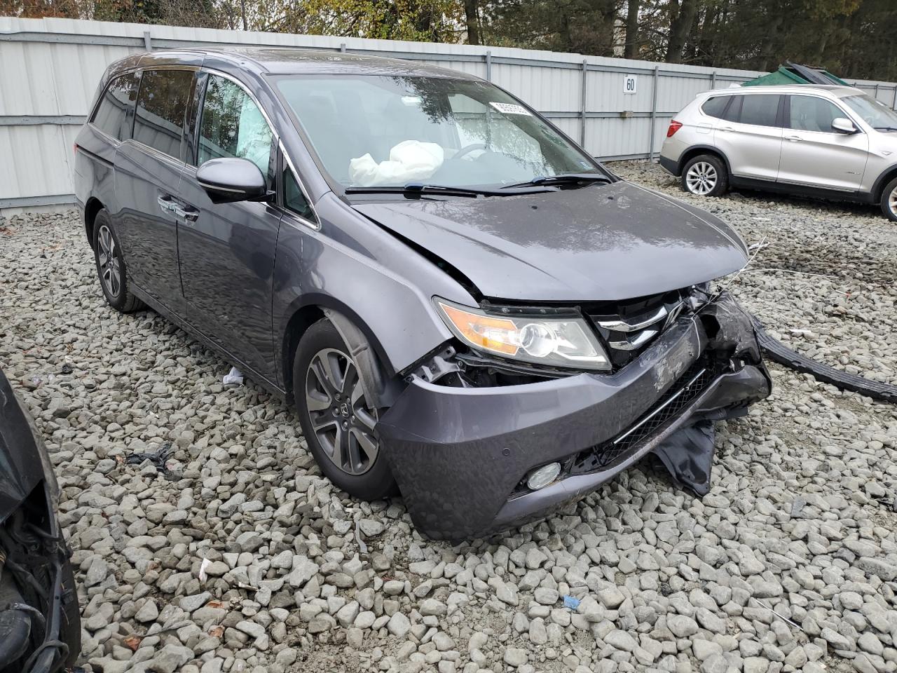 Honda Odyssey Touring Image 7