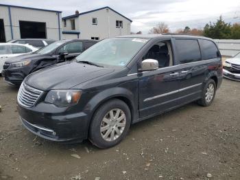  Salvage Chrysler Minivan