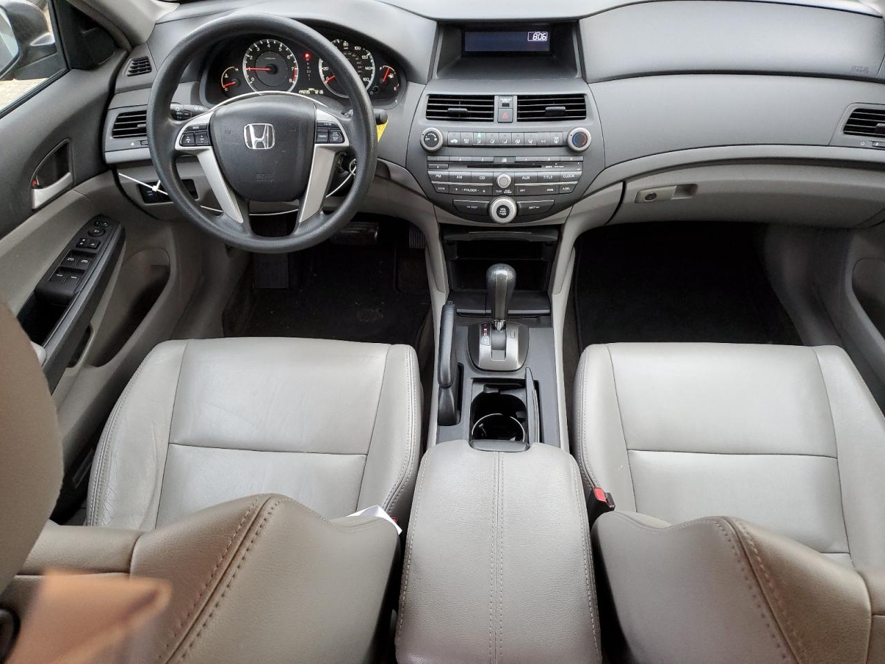 Honda Accord Lxp Image 9
