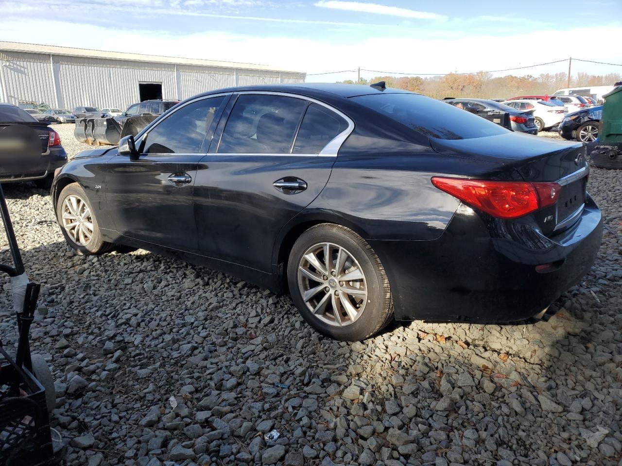 INFINITI Q50 Base Image 2